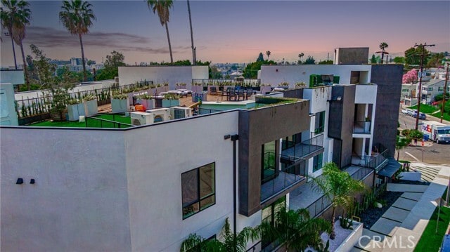 Building Photo - 2828 London St