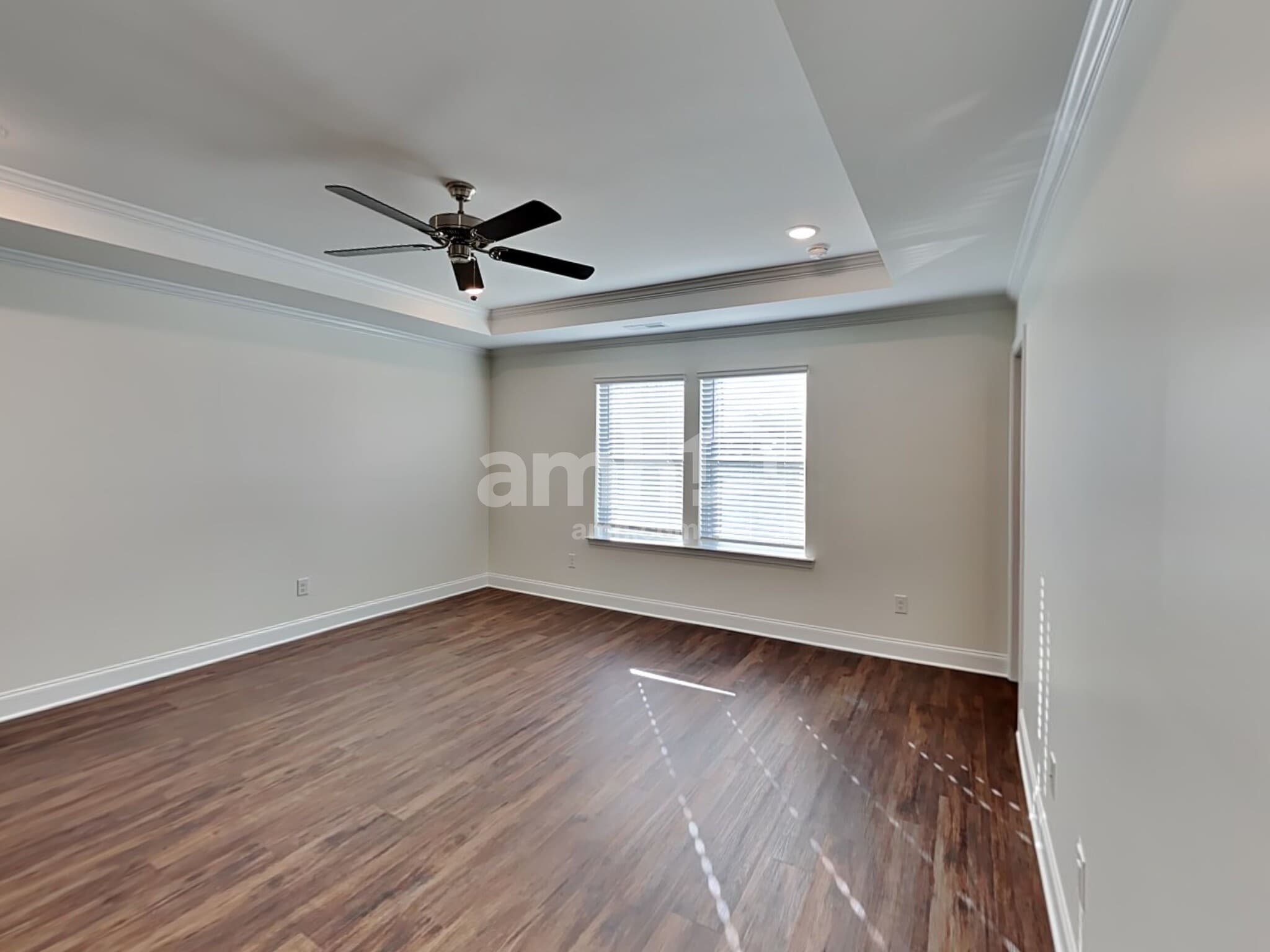 Building Photo - 15724 Thomas Rd