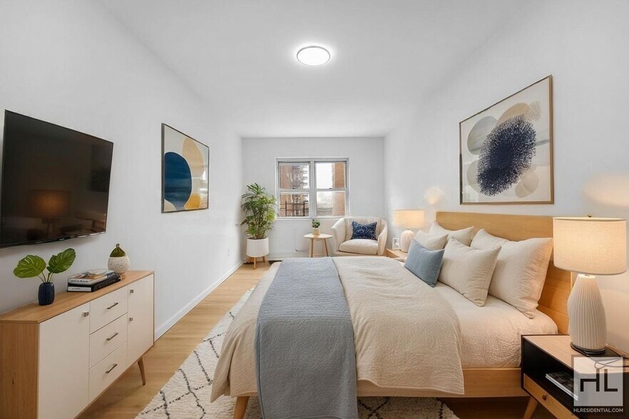 Building Photo - 72 DRIVE