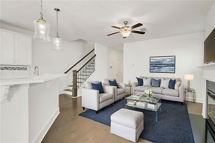 Building Photo - 1903 Plainsboro Dr