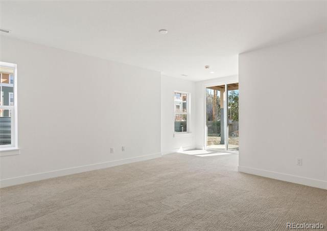 Building Photo - 4660 W 9th Ave