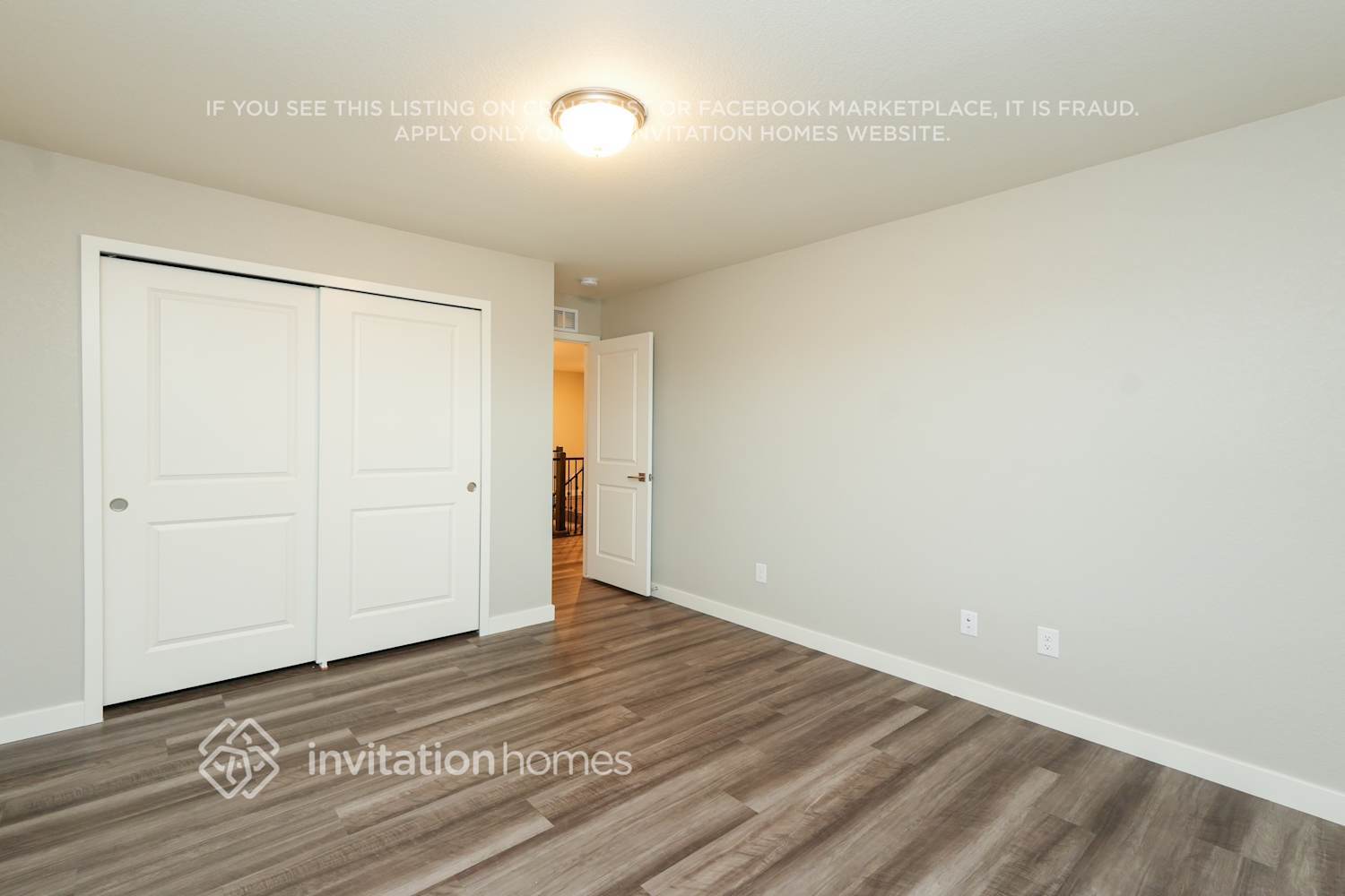 Building Photo - 11216 House Finch Ln