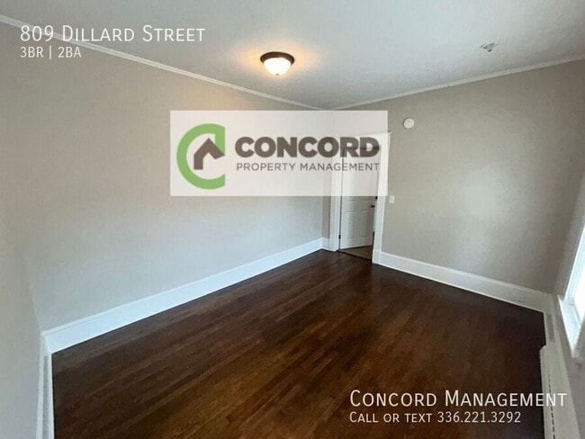 Building Photo - 809 Dillard St