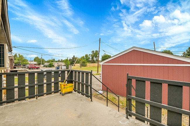 Building Photo - 7165 Stuart St