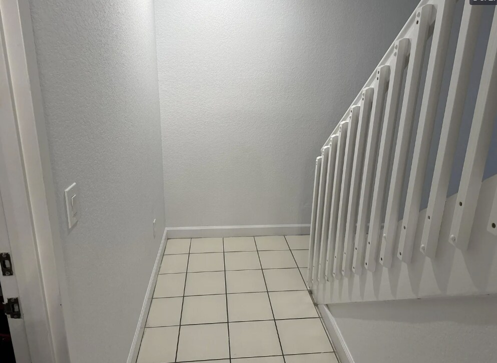 Building Photo - 3516 Shoma Dr