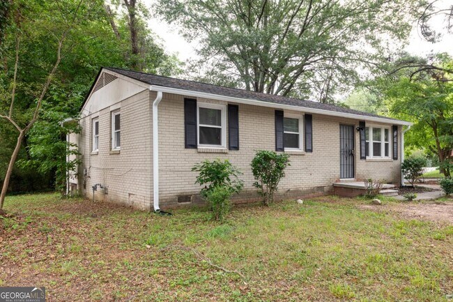 Building Photo - 3527 Bolfair Dr NW