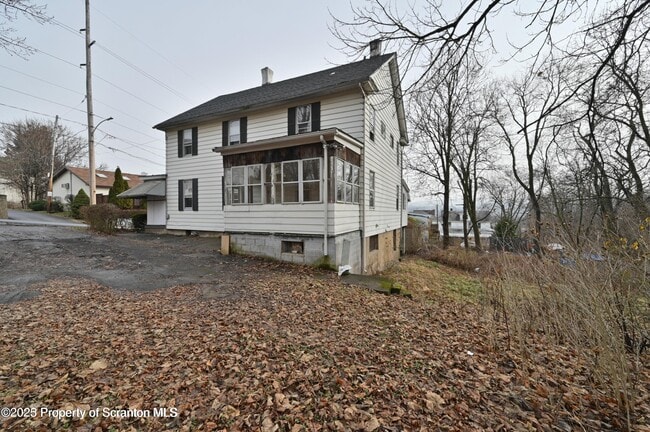Building Photo - 1309 Wood St