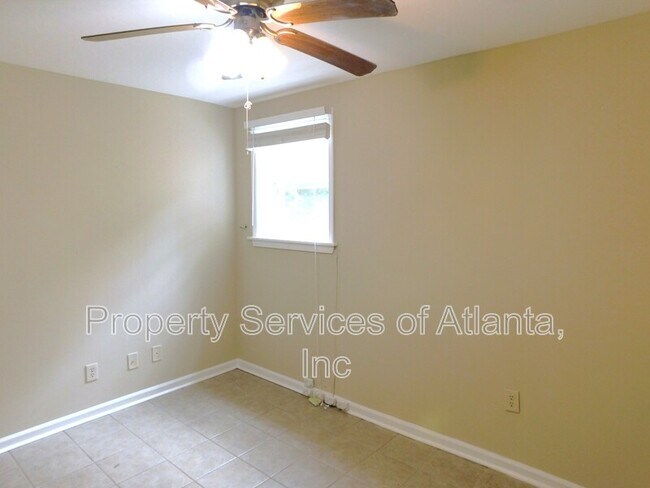 Building Photo - 192 High Creek Dr