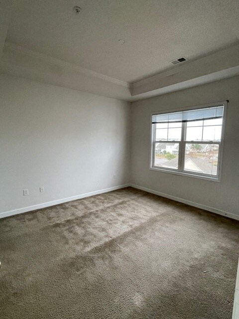 Building Photo - 701 Salleyport Dr