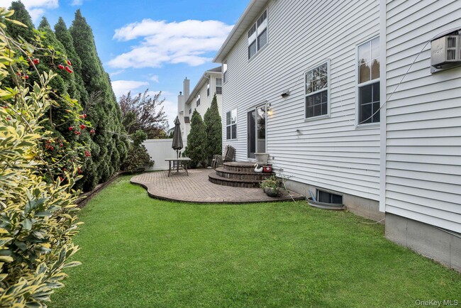 Building Photo - 172 Cranberry Ct