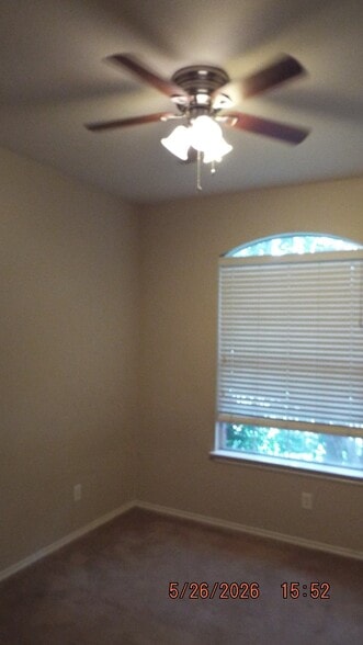 Building Photo - 2064 Dove Crossing Dr