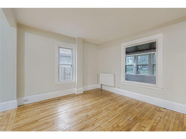 Building Photo - 2939 Russell Ave N