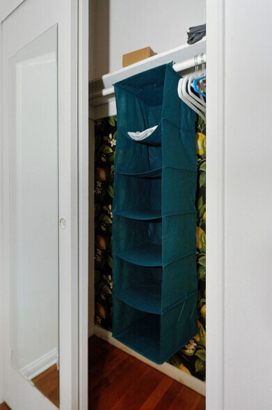 Building Photo - 474 9th Ave