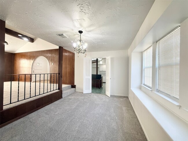 Building Photo - 10423 Kirkshire Dr