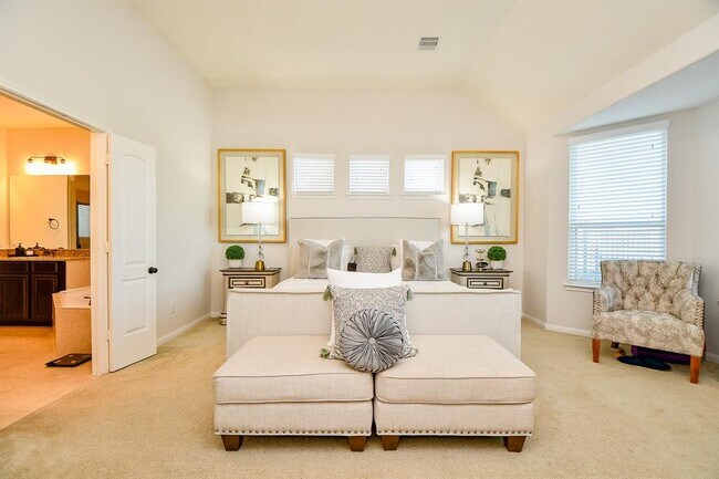 Building Photo - 3515 Summer Ranch Dr