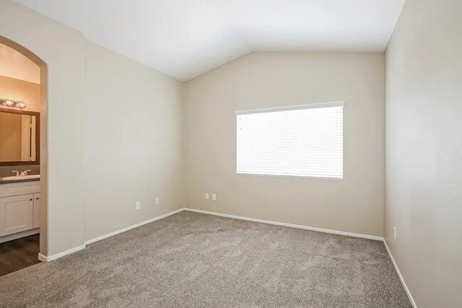 Building Photo - 8709 Cypresswood Ave