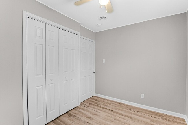 Building Photo - 3 Bedroom 1 Bathroom House for Rent!