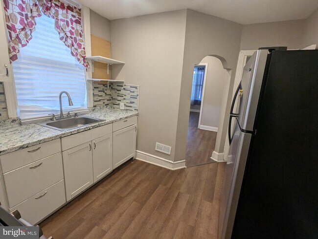 Building Photo - 2747 N Judson St