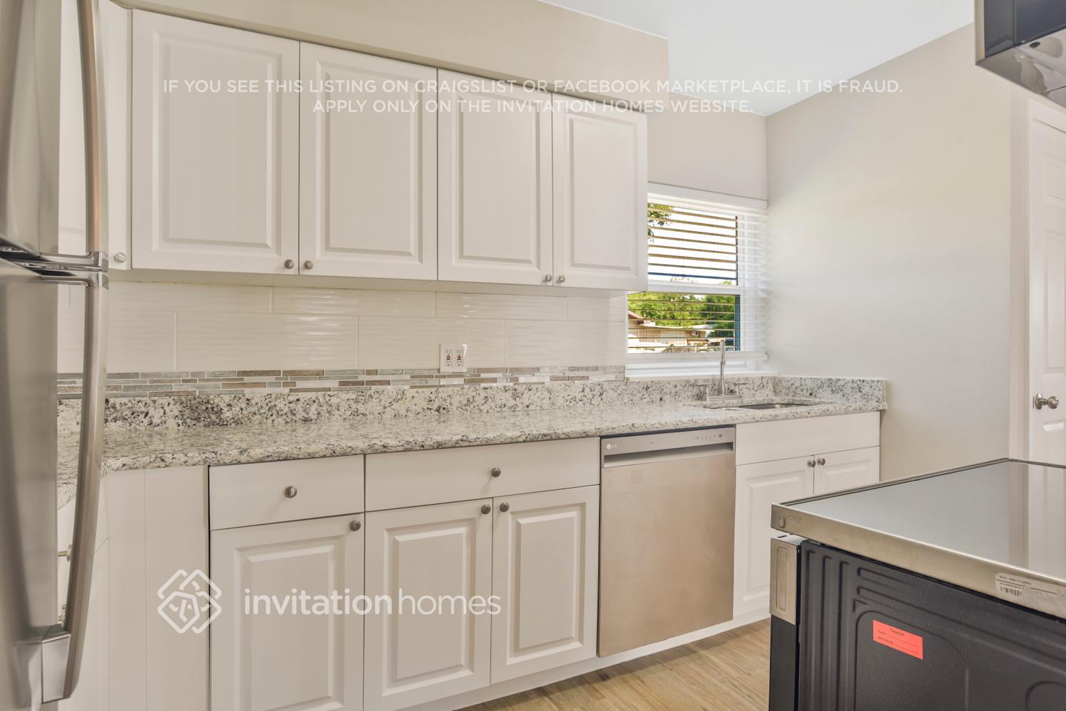 Building Photo - 927 28th St NW