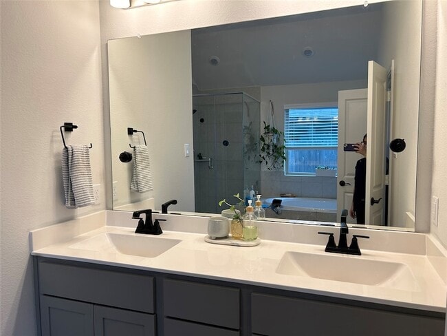 Building Photo - 3213 Cornflower Coast Ct