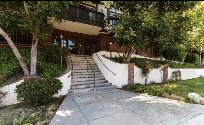 Phase I Exterior 1 - 3808 Stocker St