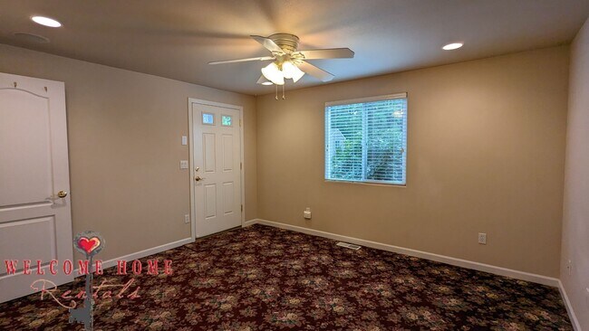 Building Photo - Greene - 2431