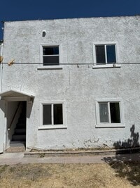 Building Photo - 220 W D St