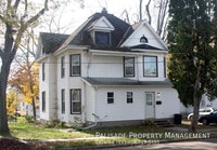 Building Photo - 435 Irene St