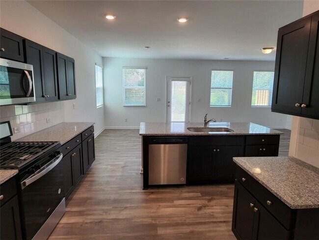 Building Photo - 6145 Langdon Way