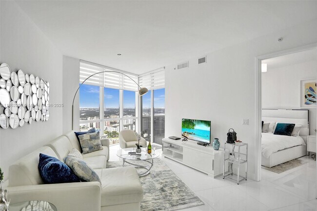 Building Photo - 18201 Collins Ave