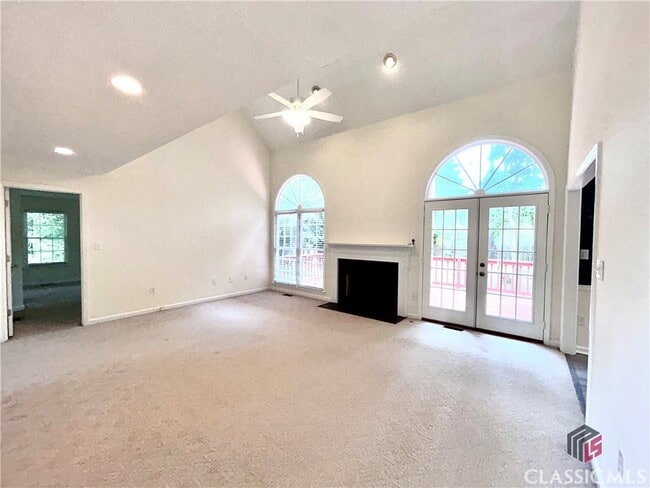 Building Photo - 120 Cedar Springs Pl