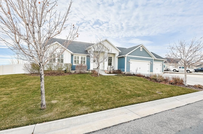 Building Photo - Beautiful 6-Bedroom Home in Eagle Mountain!