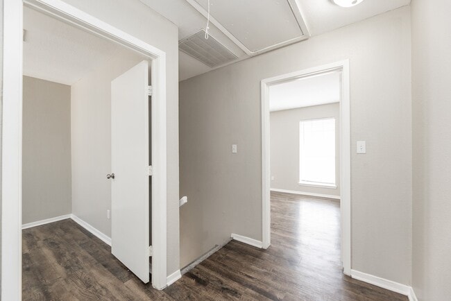 Building Photo - 1930 Avenue B