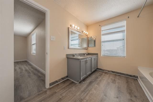 Building Photo - 2032 Hopi Trail