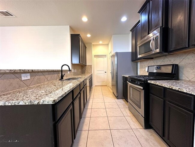 Building Photo - 1453 Treeta Trail