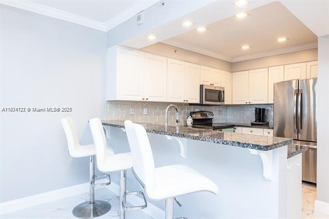 Building Photo - 2501 S Ocean Dr