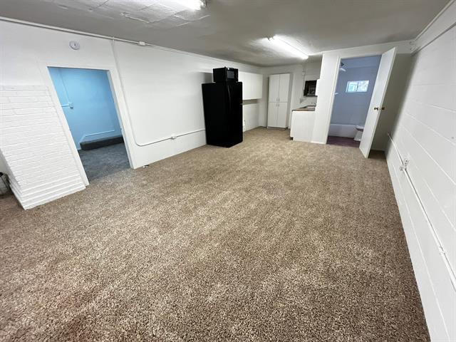 Building Photo - 923 N 9th St