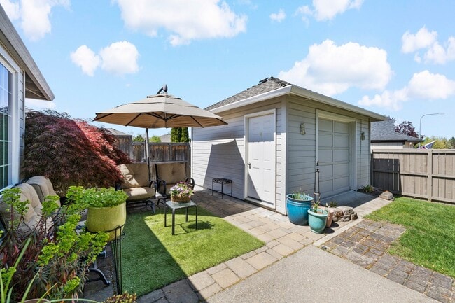 Building Photo - 3511 Blue Blossom Dr
