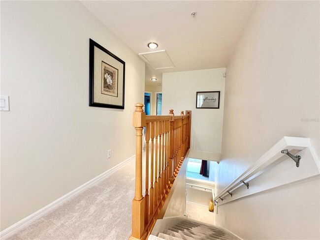 Building Photo - 204 Canterbury Bell Dr