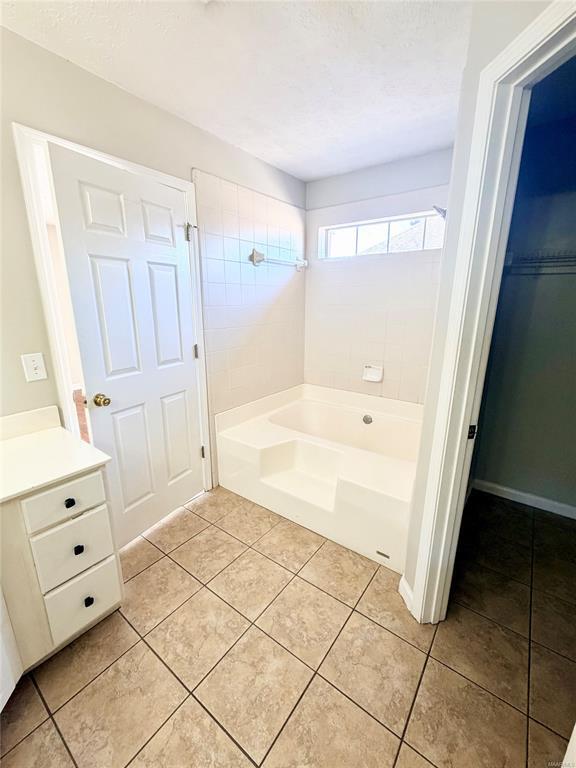 Building Photo - 7528 Pinnacle Ct