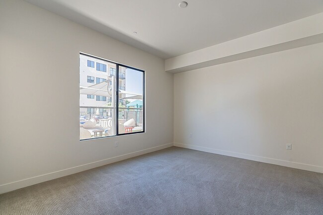 Building Photo - Beautiful One Bedroom in Old Town!