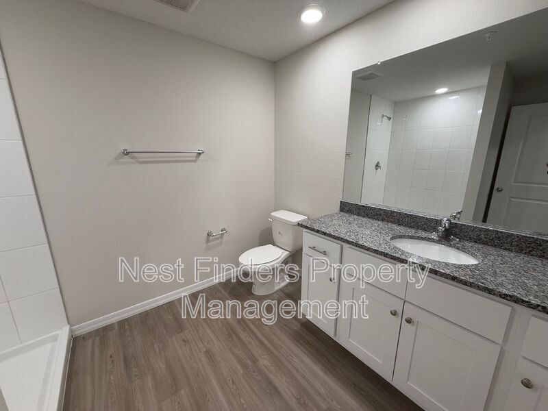 Building Photo - 11454 Oakfield Ct