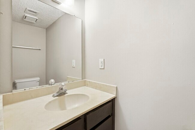 Building Photo - 3168 Windchase Blvd