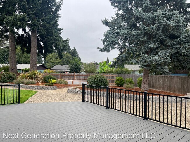 Building Photo - 3 br, 1 bath House - 751 Laksonen Loop