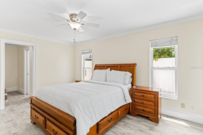 Building Photo - 11240 7th St E