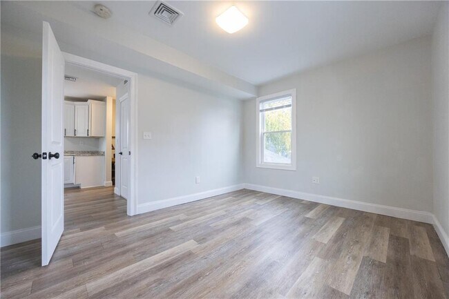 Building Photo - 214 Silver Spring St