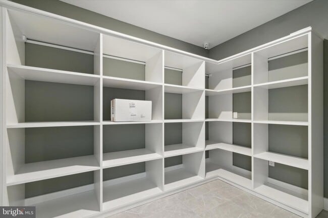 Building Photo - 139 W Chelten Ave