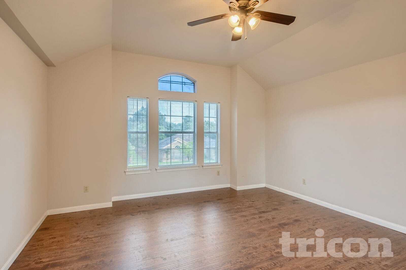 Building Photo - 3416 Tulip Ln