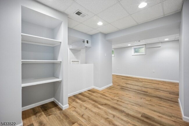Building Photo - 5E Somerset Hills Village