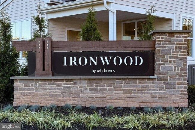 Building Photo - 28 Ironwood Dr